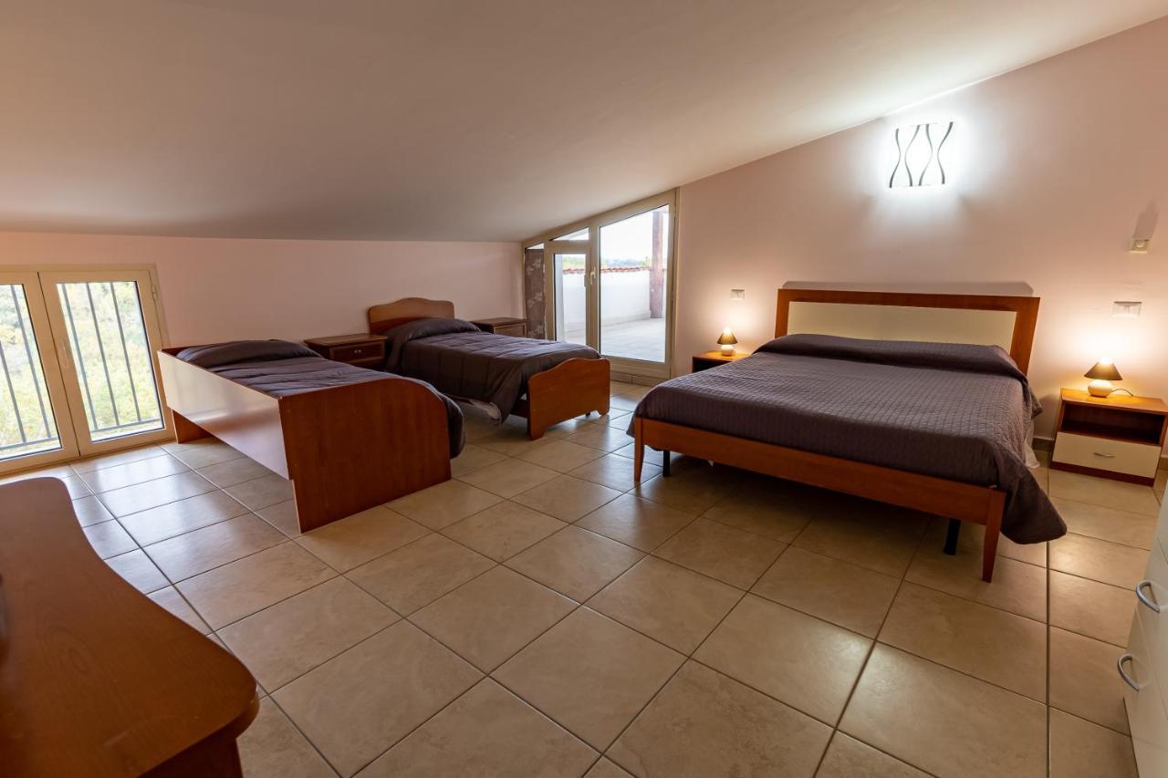 Il Contado B&B Castel Sant'Elia Bagian luar foto